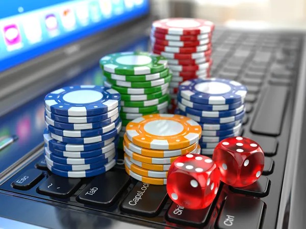 pisang123 slot mobile app interface showing live football markets and casino games